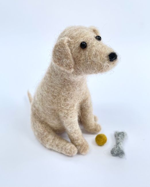 Labrador dog needle felting kit side view 2